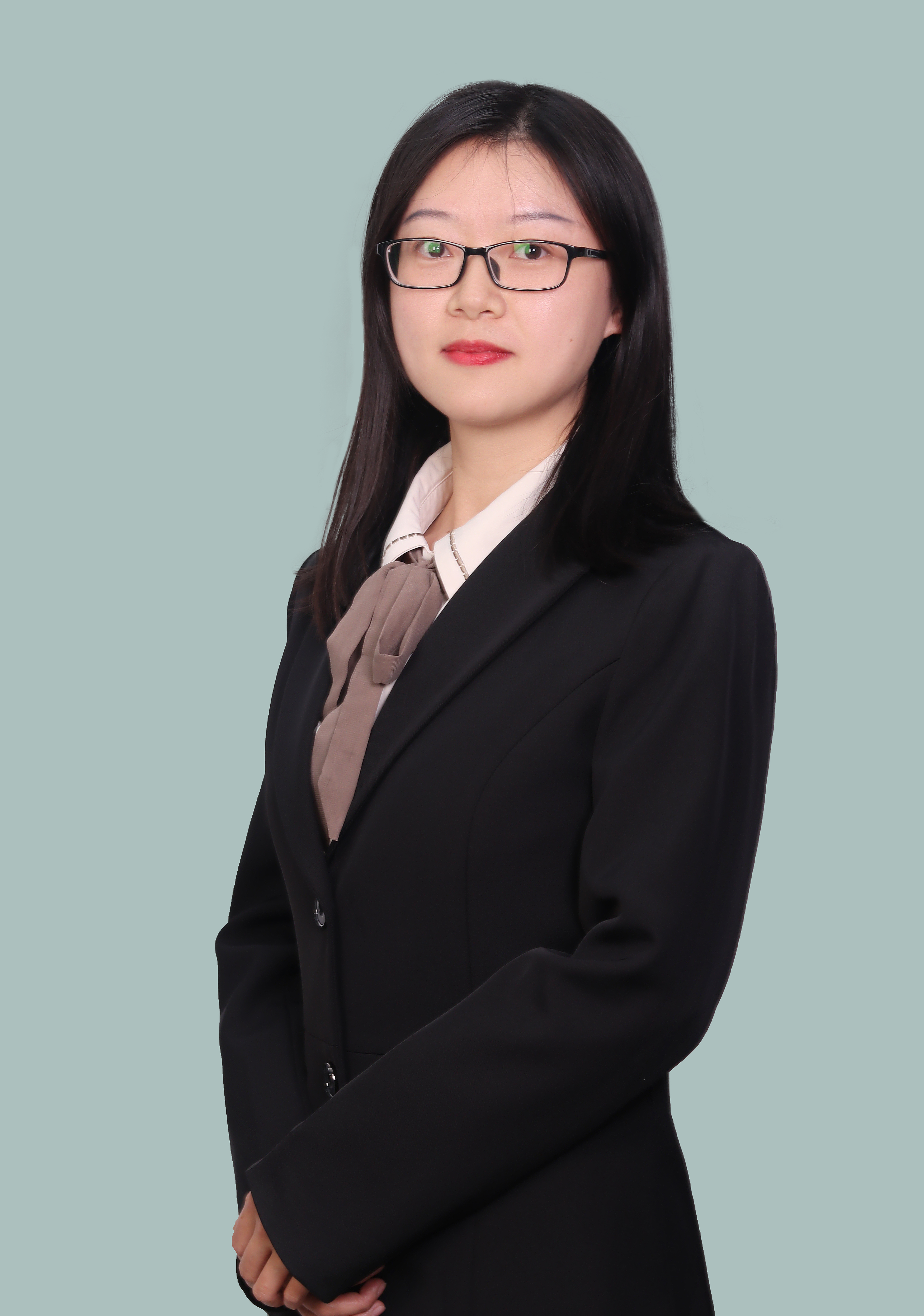 何建美